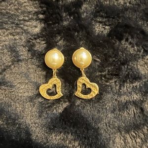 Givenchy Signature Vintage 80’s Clip On Earrings